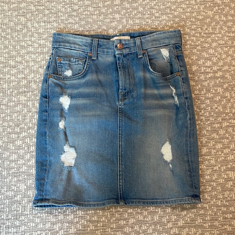 7 for All Mankind Jenn distressed skirt, size 26